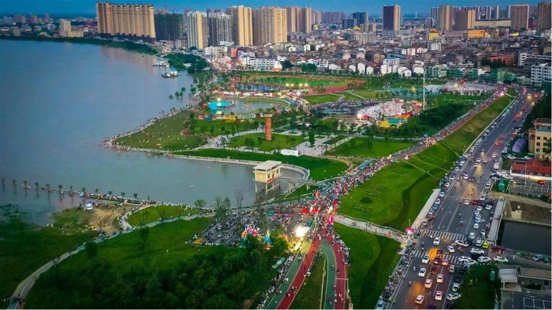 仙桃夜间消费指南正式发布开元棋牌网站春节乐游!(图2) 仙桃夜间消费指南正式发布开元棋牌网站春节乐游!(图2)